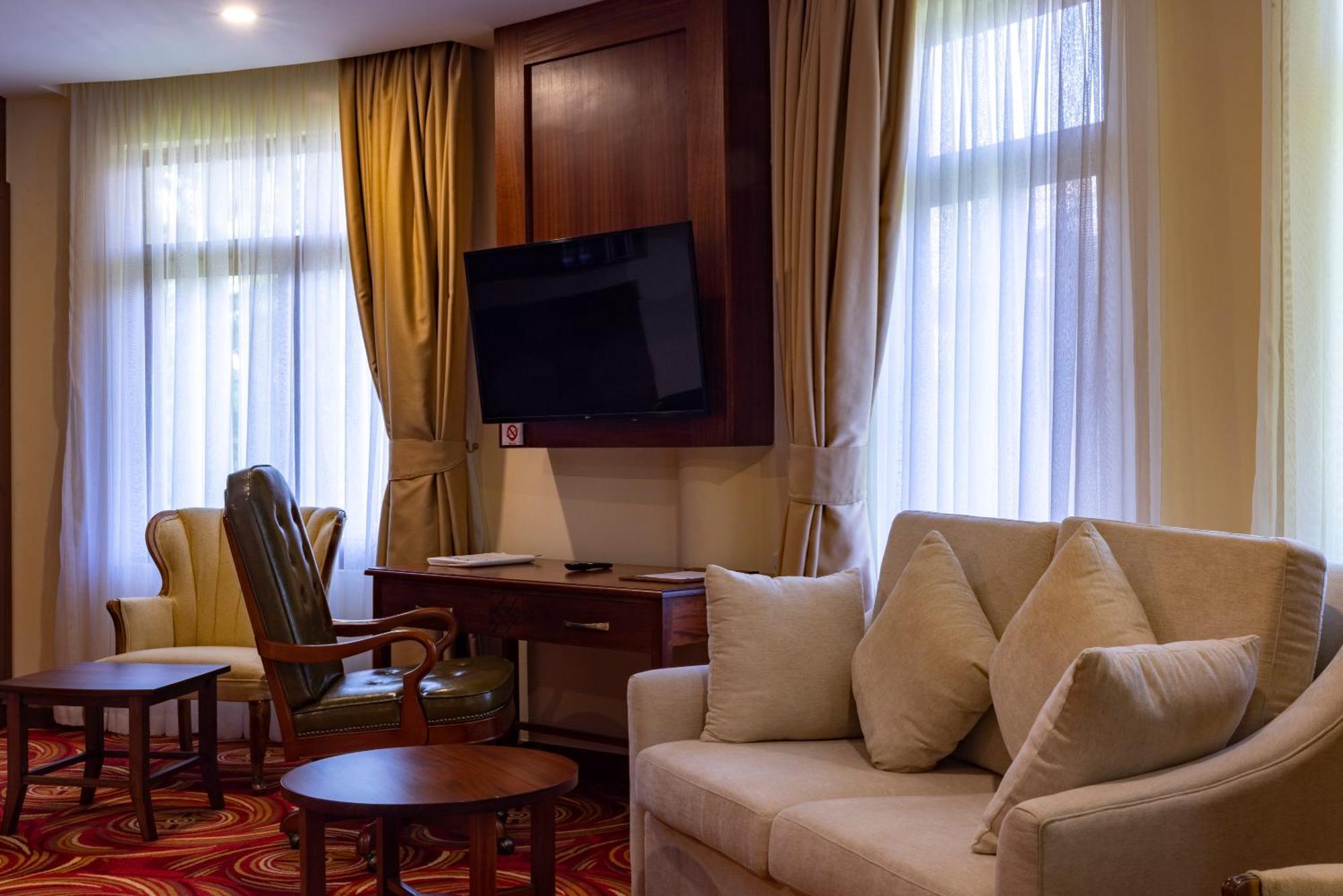 Hermosa Garden Hotel Найроби Экстерьер фото