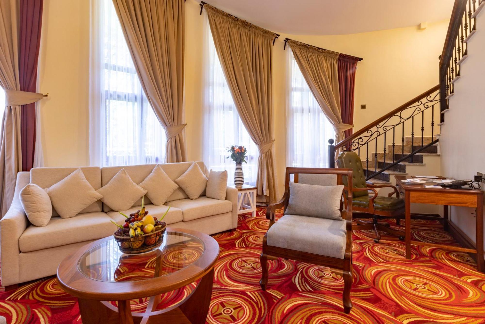 Hermosa Garden Hotel Найроби Экстерьер фото